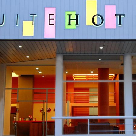 Suite Hotel Chrome - Beiroet Buitenkant foto