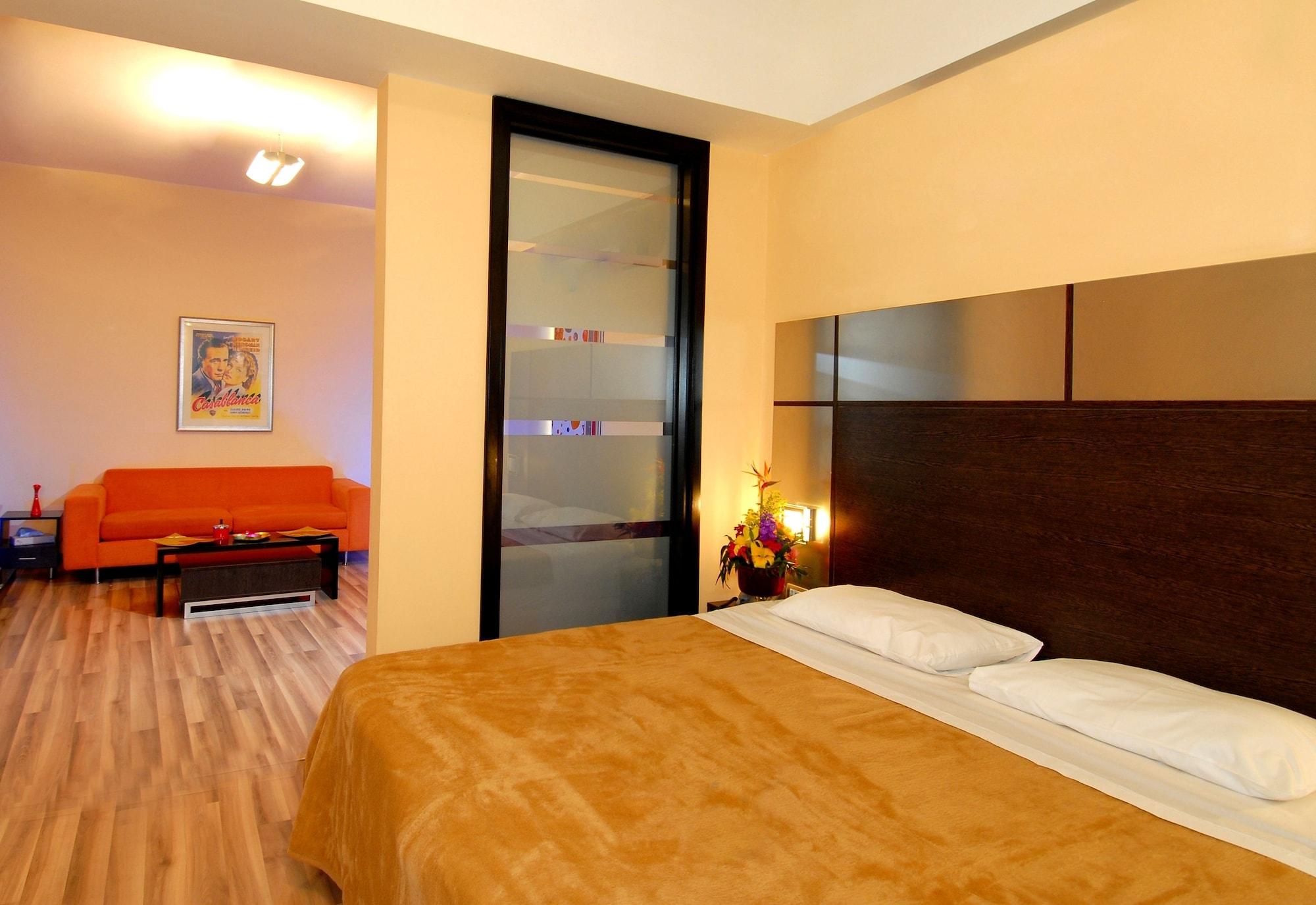 Suite Hotel Chrome - Beiroet Buitenkant foto
