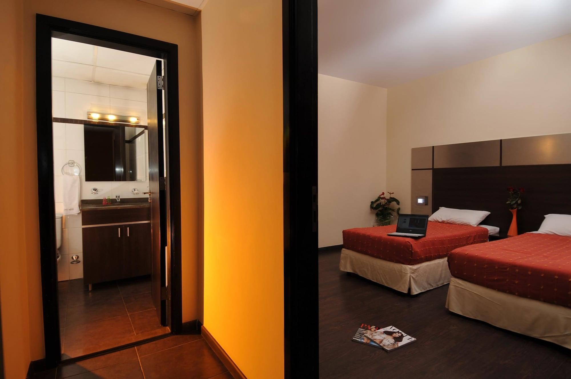 Suite Hotel Chrome - Beiroet Buitenkant foto