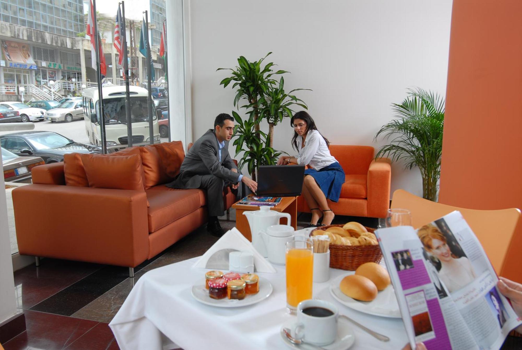 Suite Hotel Chrome - Beiroet Buitenkant foto